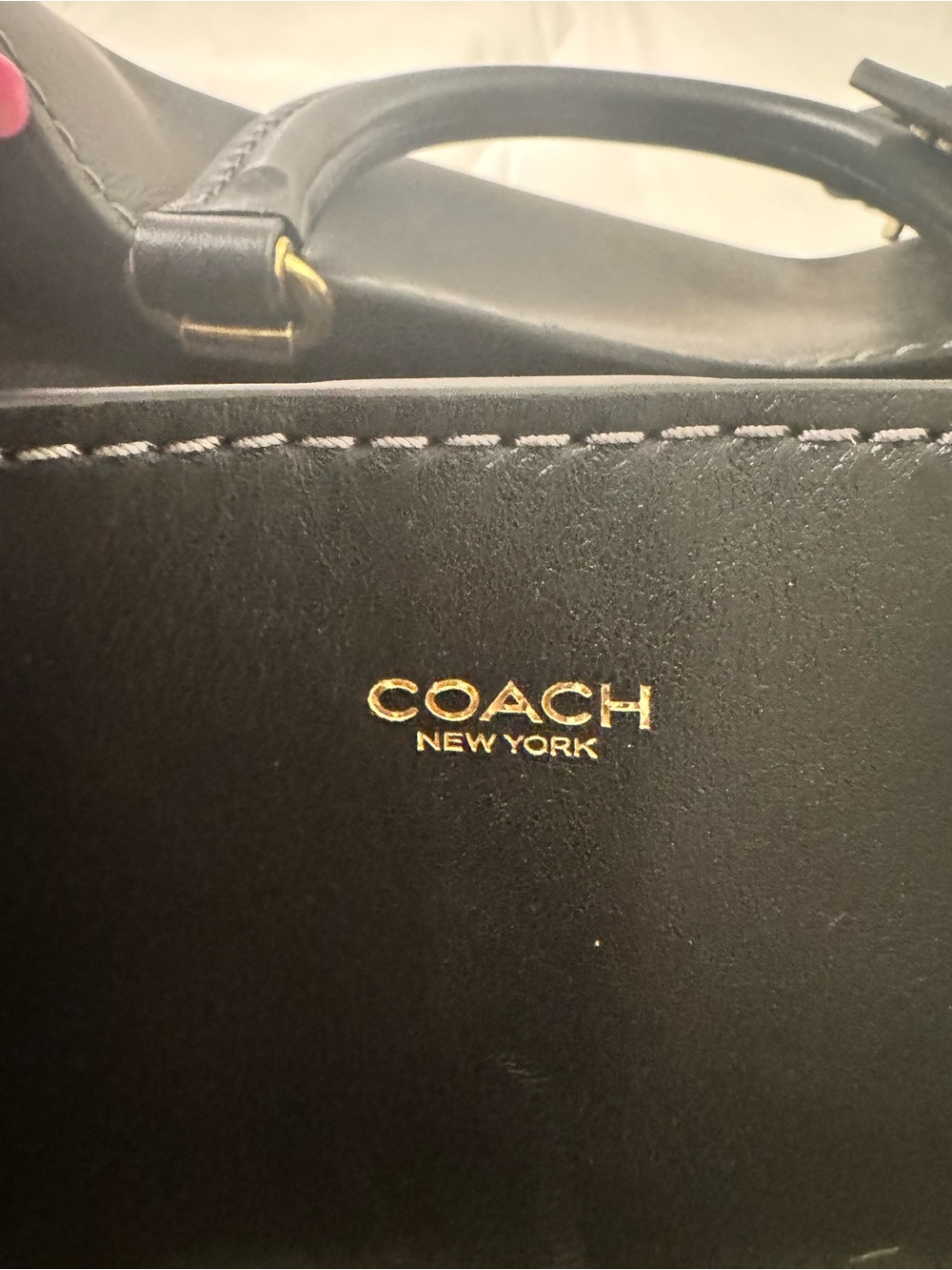 Coach Rouge 40 - Picture 6 of 7
